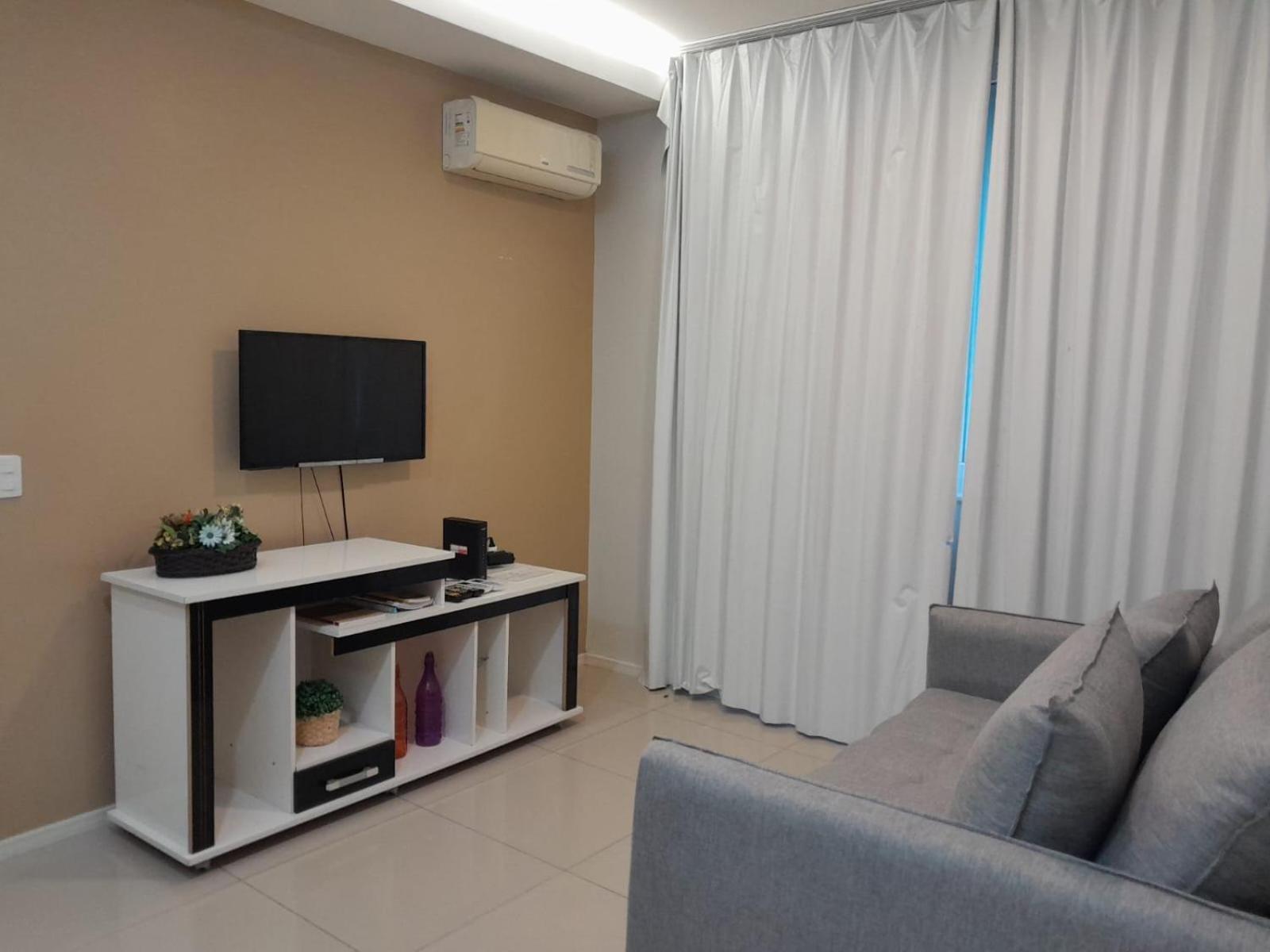 Copacabana 1100 *