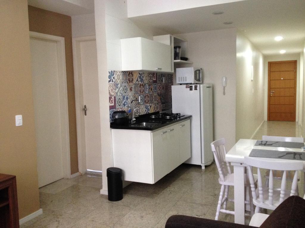 Apartamento Copacabana 1100 *